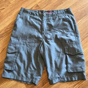 Men’s grey shorts